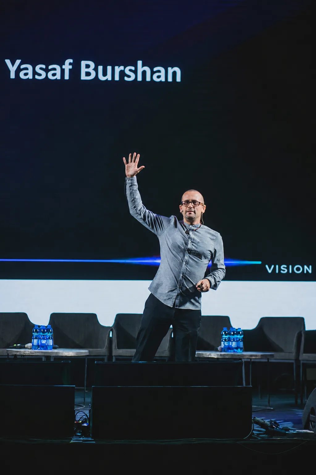 Yasaf Burshan on stage